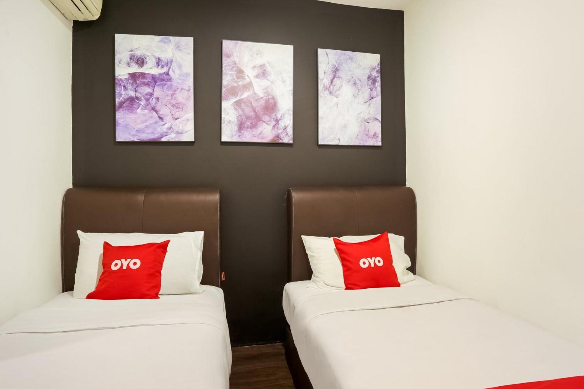 Oyo 90460 Hotel Kl2F Rest & Go Shah Alam Zewnętrze zdjęcie