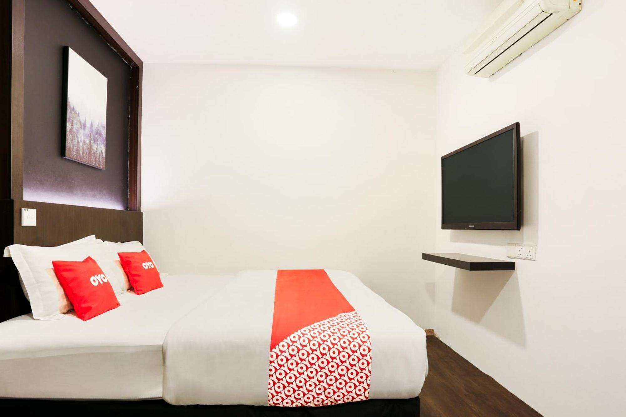 Oyo 90460 Hotel Kl2F Rest & Go Shah Alam Zewnętrze zdjęcie