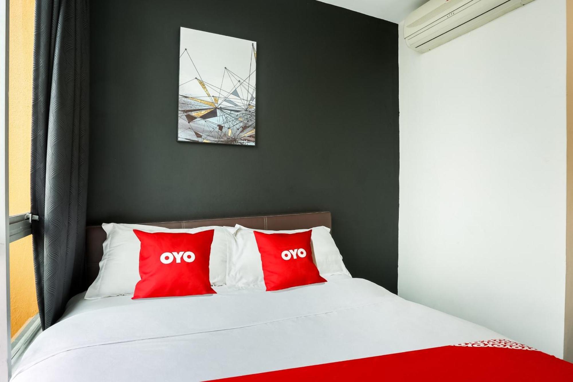 Oyo 90460 Hotel Kl2F Rest & Go Shah Alam Zewnętrze zdjęcie