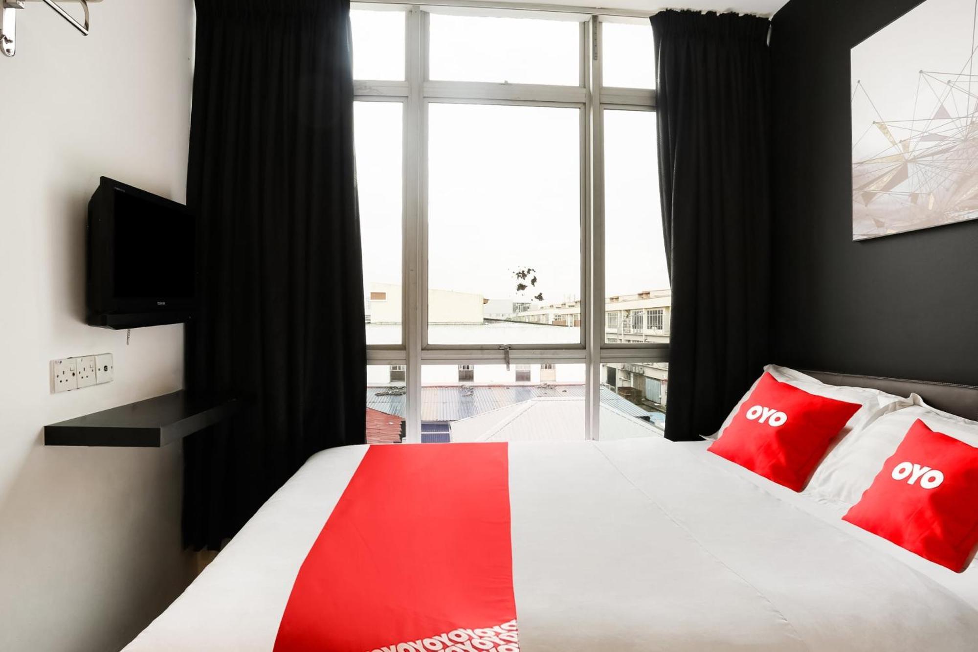 Oyo 90460 Hotel Kl2F Rest & Go Shah Alam Zewnętrze zdjęcie
