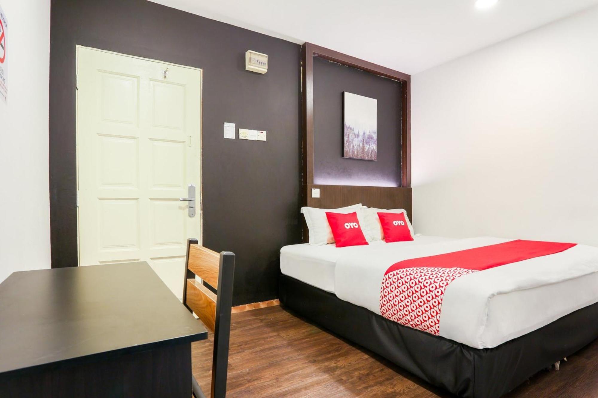 Oyo 90460 Hotel Kl2F Rest & Go Shah Alam Zewnętrze zdjęcie