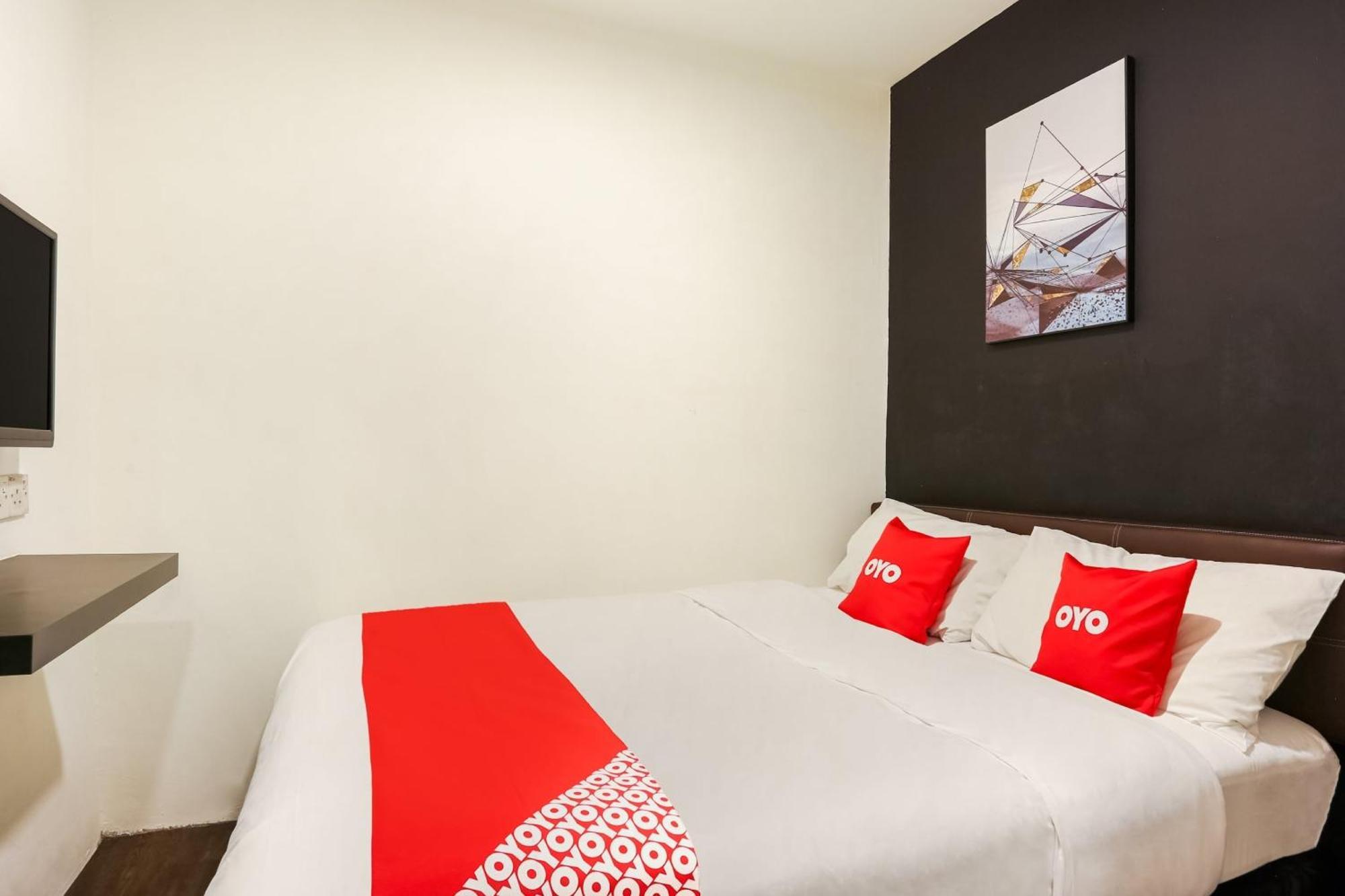 Oyo 90460 Hotel Kl2F Rest & Go Shah Alam Zewnętrze zdjęcie