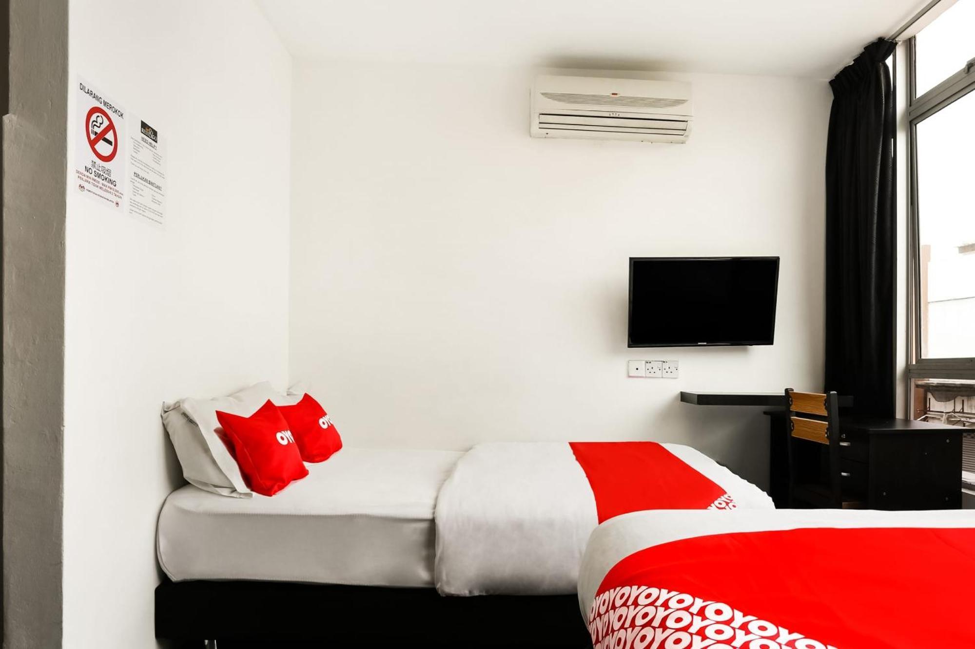 Oyo 90460 Hotel Kl2F Rest & Go Shah Alam Zewnętrze zdjęcie