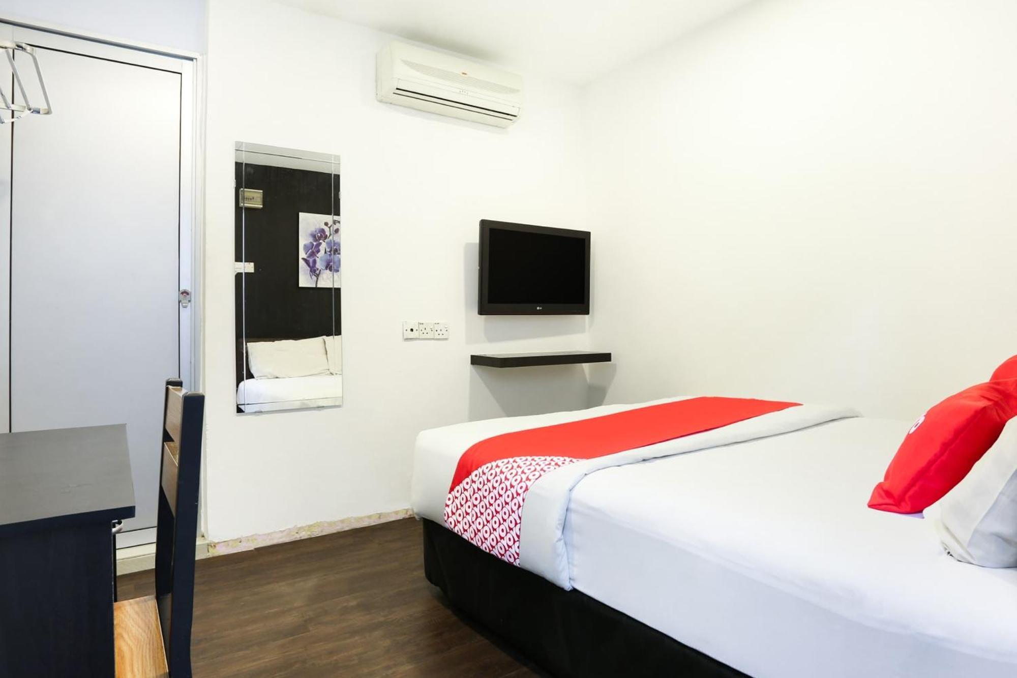 Oyo 90460 Hotel Kl2F Rest & Go Shah Alam Zewnętrze zdjęcie