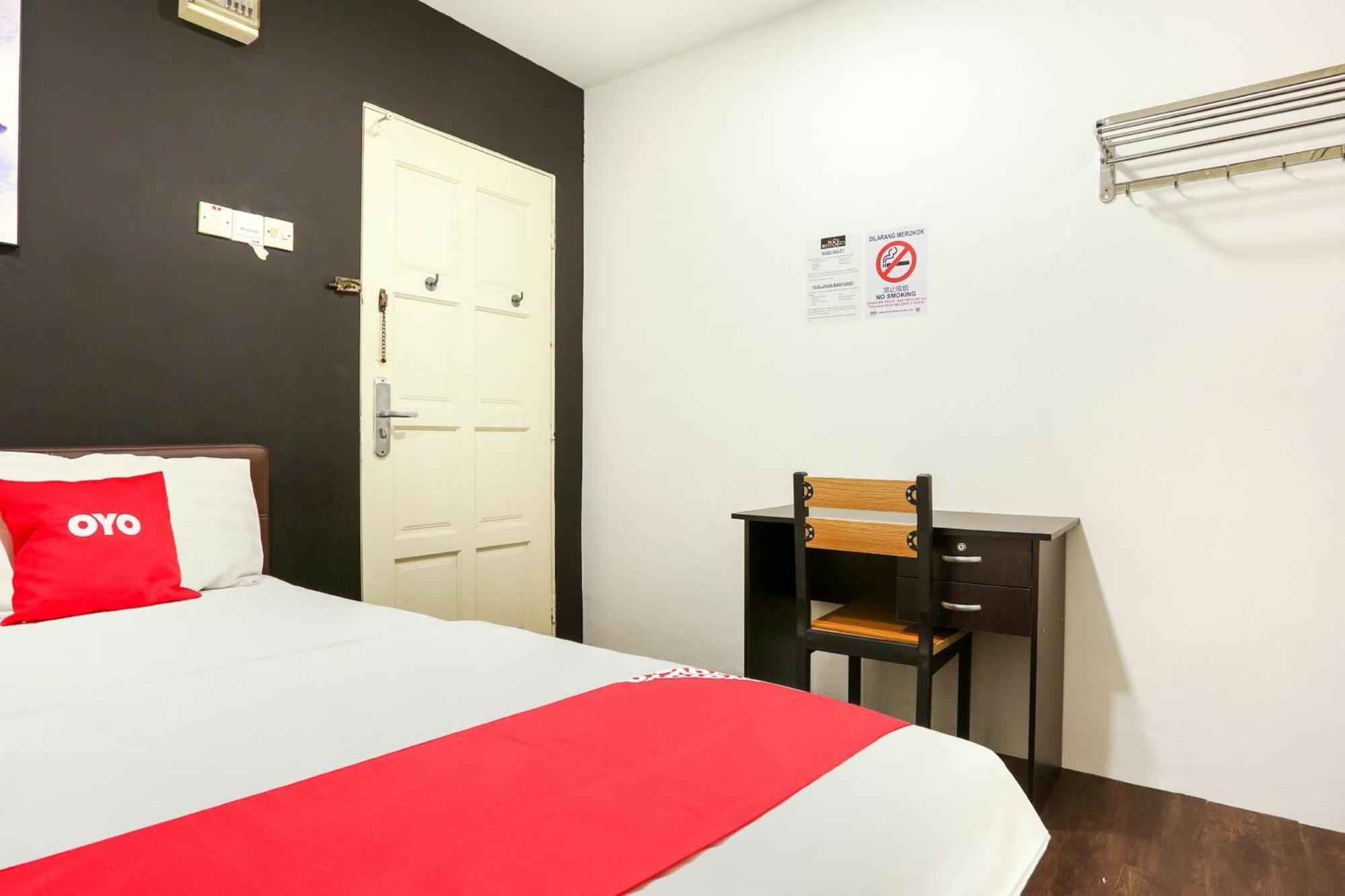Oyo 90460 Hotel Kl2F Rest & Go Shah Alam Zewnętrze zdjęcie