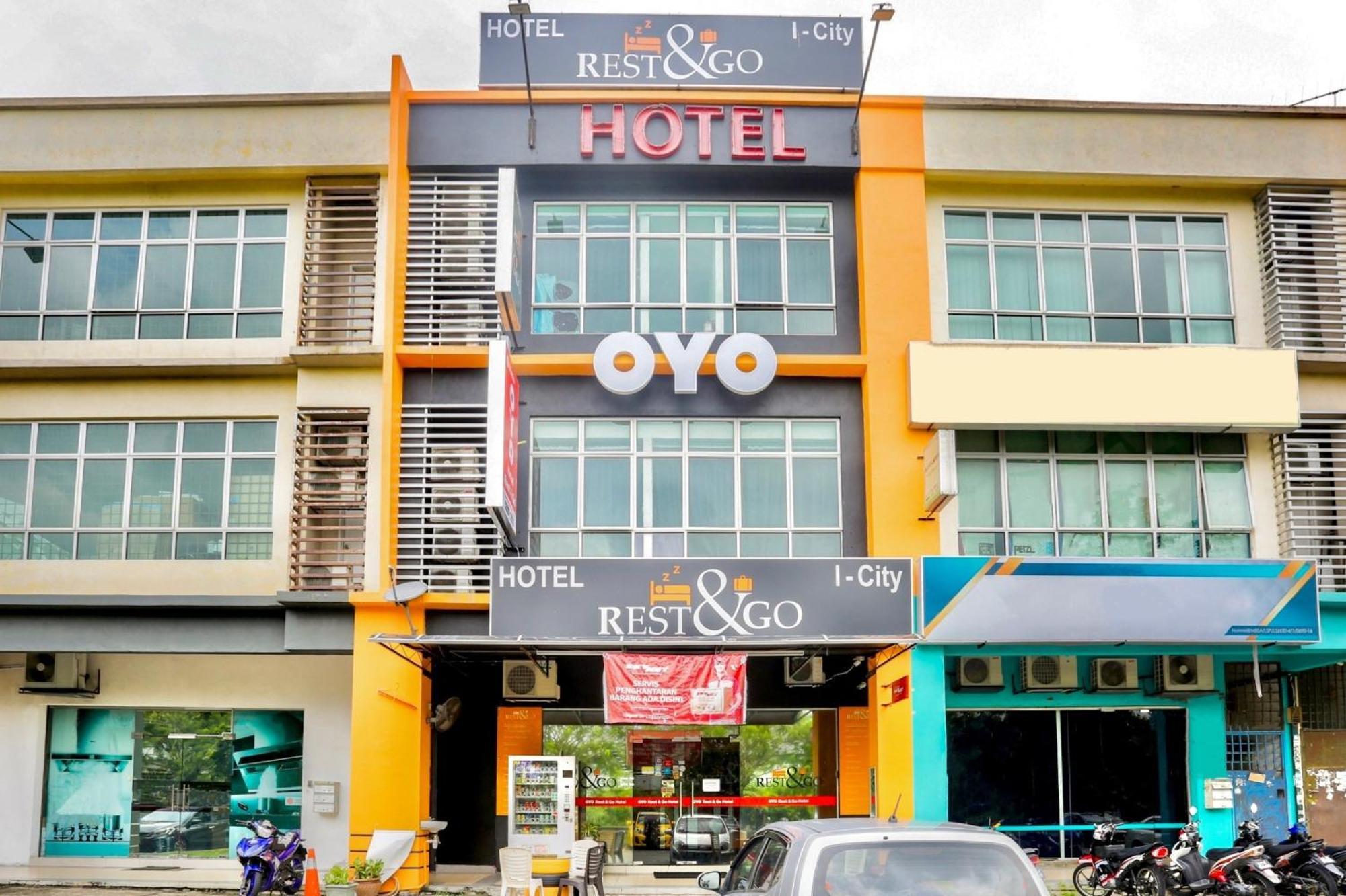 Oyo 90460 Hotel Kl2F Rest & Go Shah Alam Zewnętrze zdjęcie